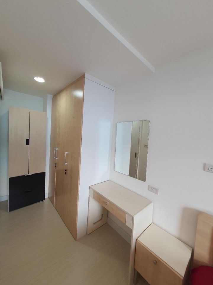 Whizdom Punnawithi Station Condominium - Image 6