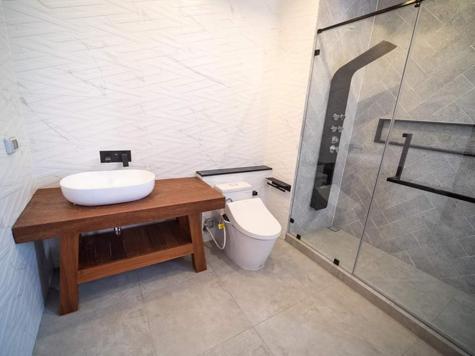 4 Bedroom House For Sale in Khlong Tan Nuea, Vadhana, Bangkok - Image 9