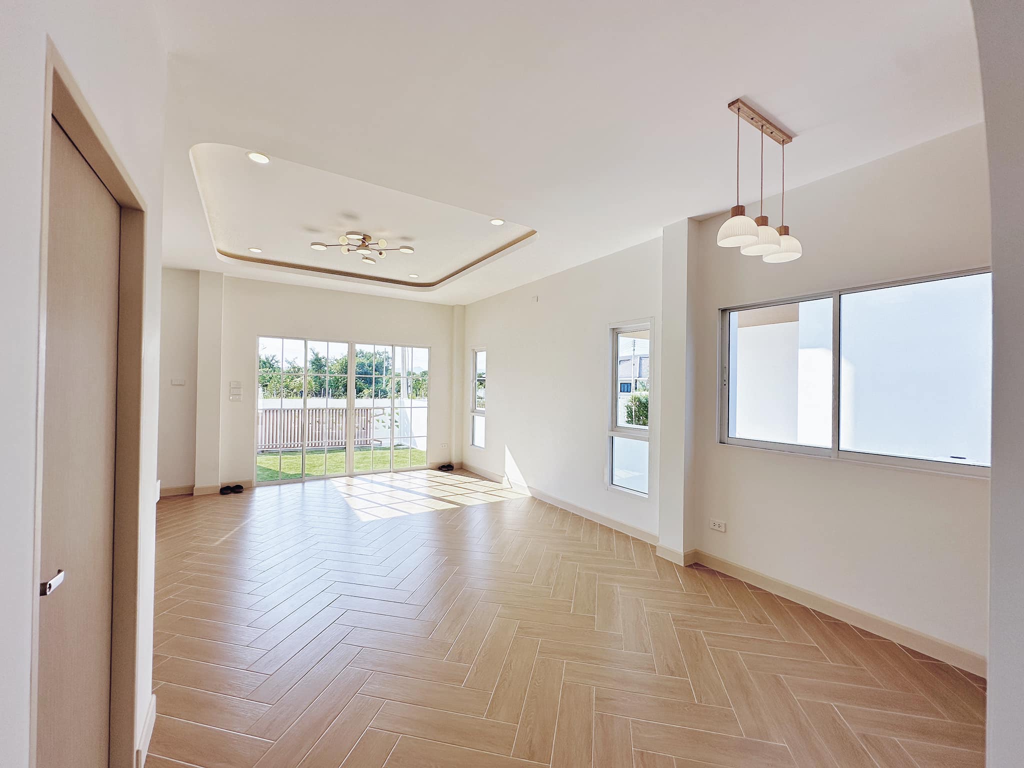 4 Bedroom House For Sale in Hang Dong, Hang Dong, Chiang Mai - Image 10