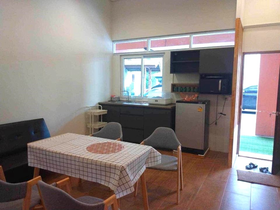 103 Condominium 2 (Soi 12) - Image 2