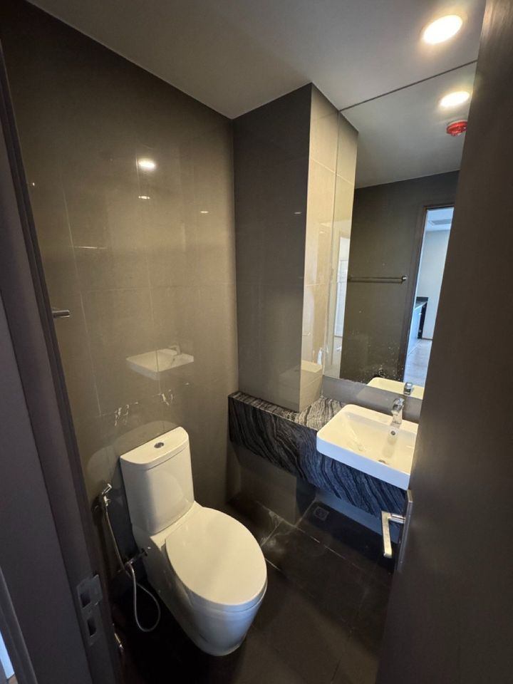Ashton Chula-Silom - Image 8