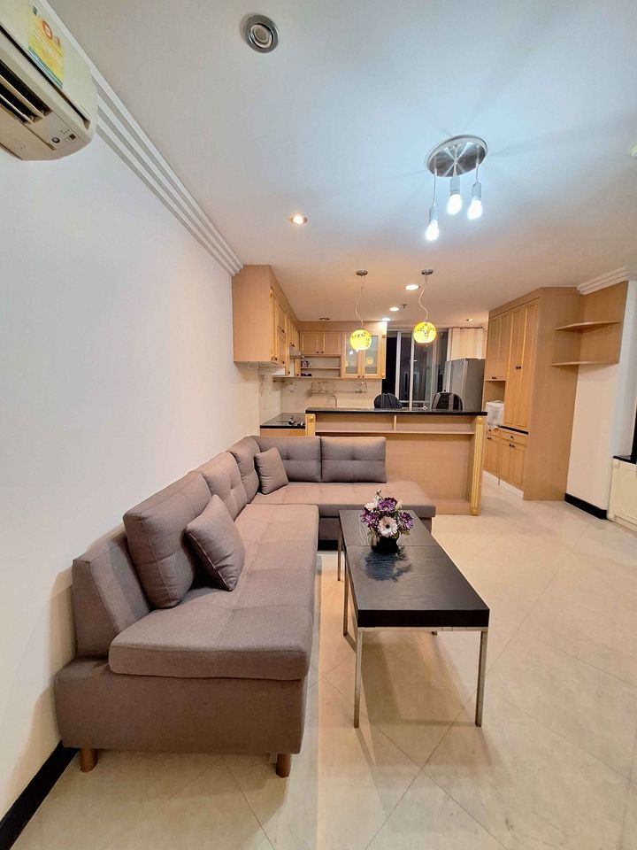 Asoke Place - Image 1
