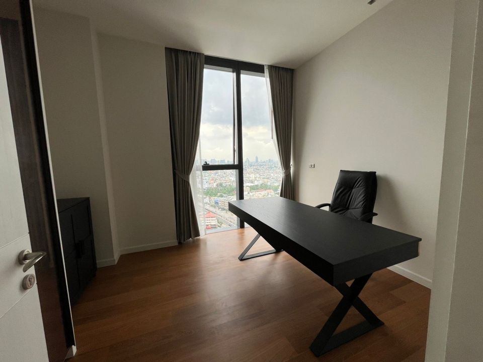 3 Bedroom Condo For Sale in Bang Khlo, Bang Kho Laem, Bangkok - Image 3