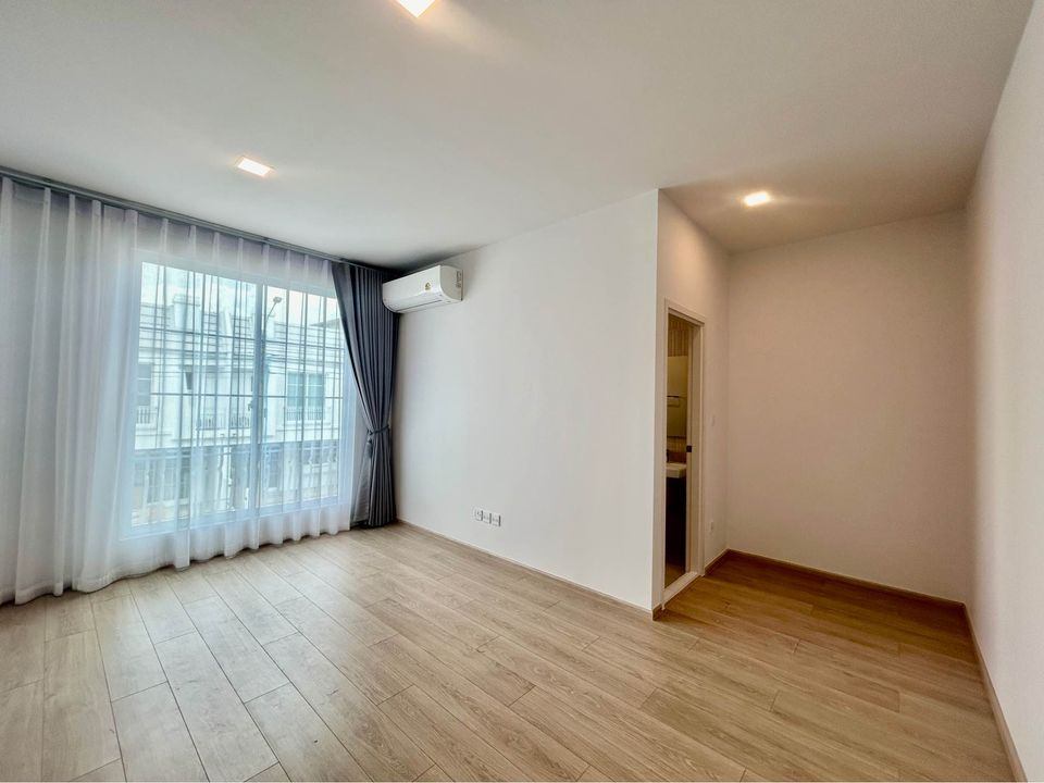 3 ห้องนอน ทาวน์เฮาส์ สำหรับเช่า ใน บางแก้ว, บางพลี, สมุทรปราการ - Image 10