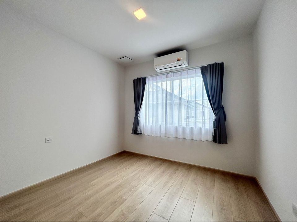 3 ห้องนอน ทาวน์เฮาส์ สำหรับเช่า ใน บางแก้ว, บางพลี, สมุทรปราการ - Image 12