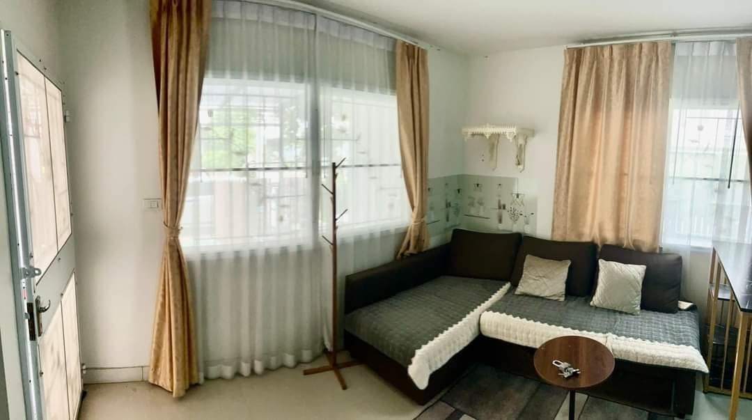 3 ห้องนอน ทาวน์เฮาส์ สำหรับเช่า ใน บางแก้ว, บางพลี, สมุทรปราการ - Image 2