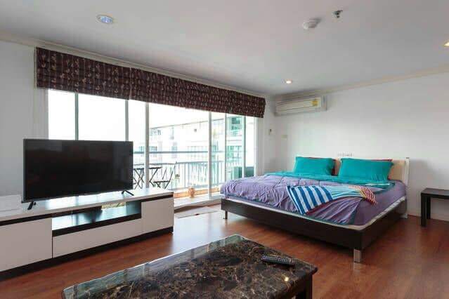 Grand Park View Asoke - Image 1