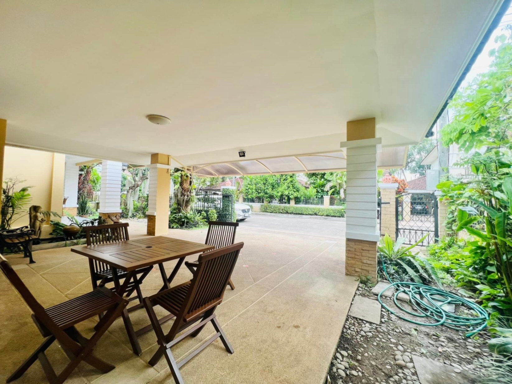 Home in Park - Image 16