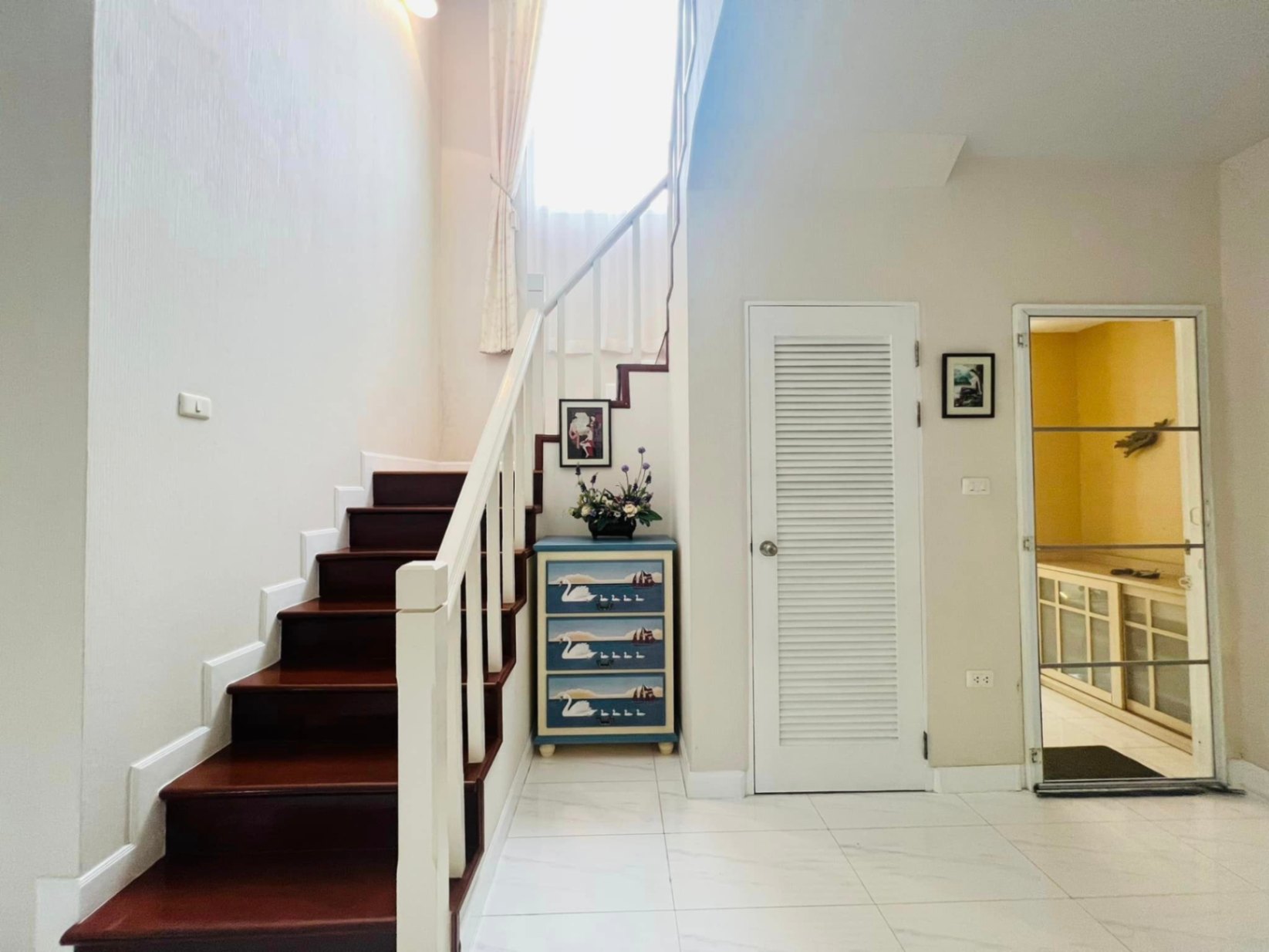 Home in Park - Image 6