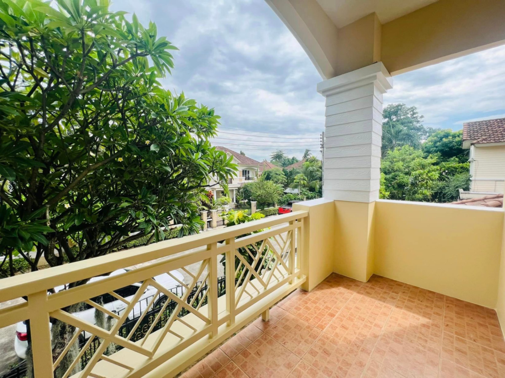 Home in Park - Image 14