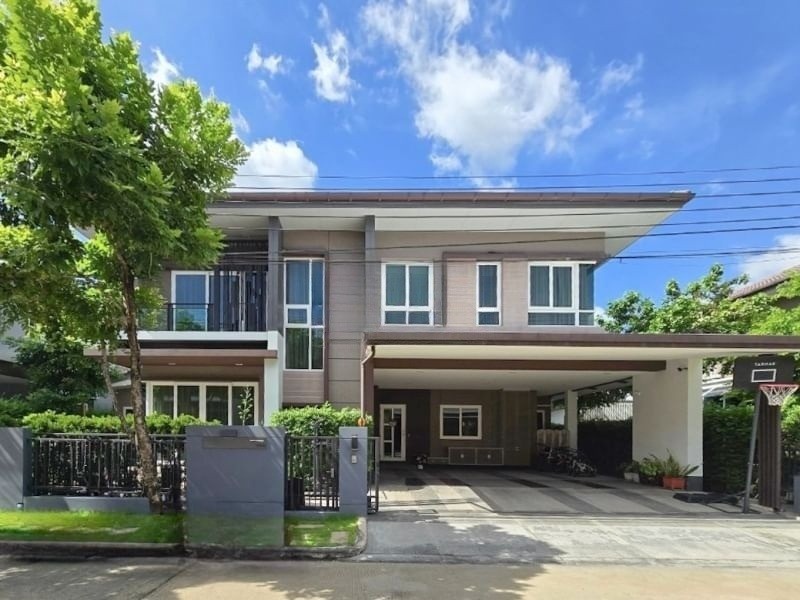 4 Bedroom House For Sale in Bang Chalong, Bang Phli, Samut Prakan - Image 1