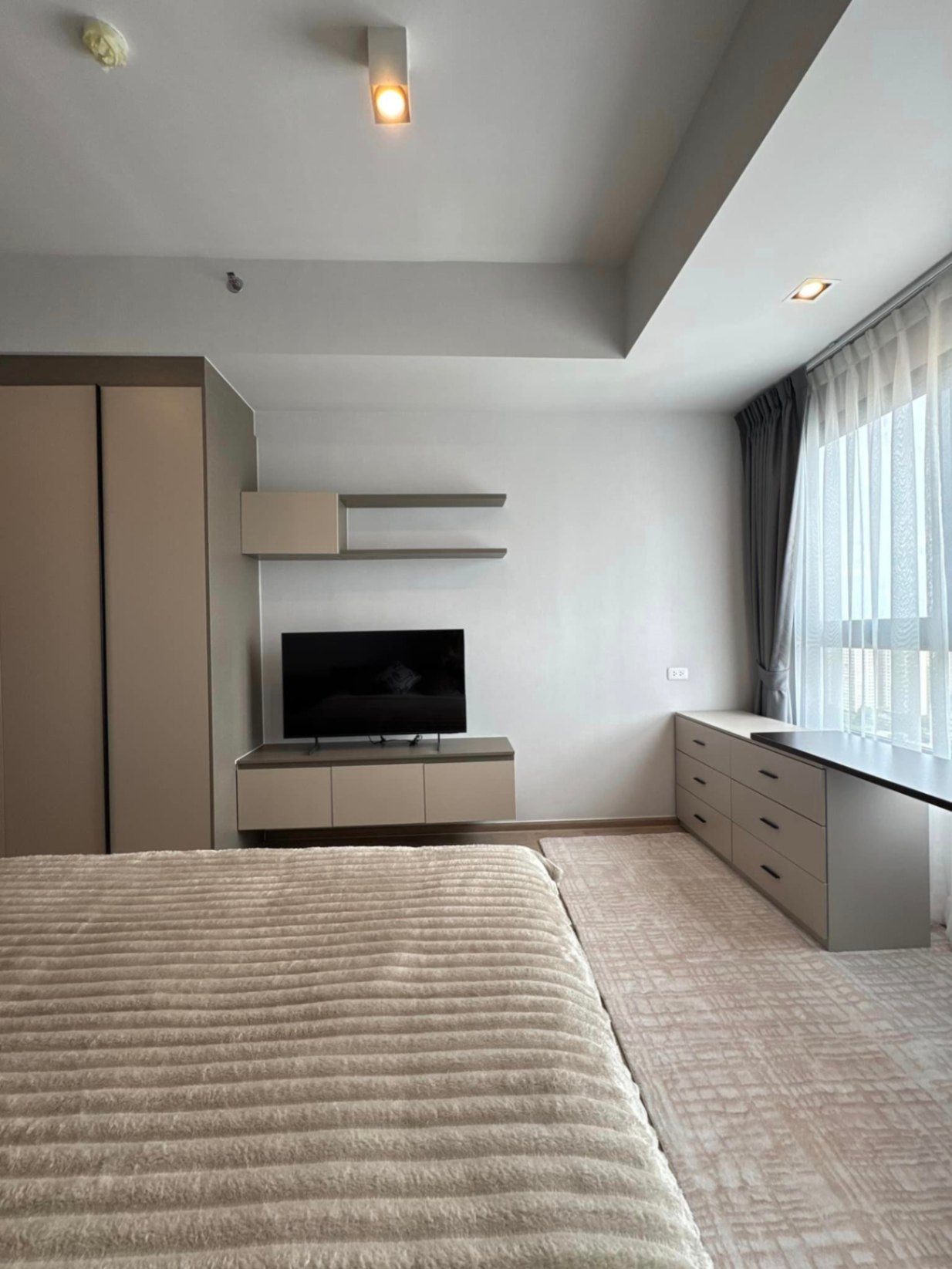 Ideo Rama 9 - Asoke - Image 4