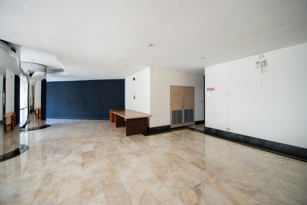  Retail Space For Sale in Bang Phongphang, Yan Nawa, Bangkok - Image 9