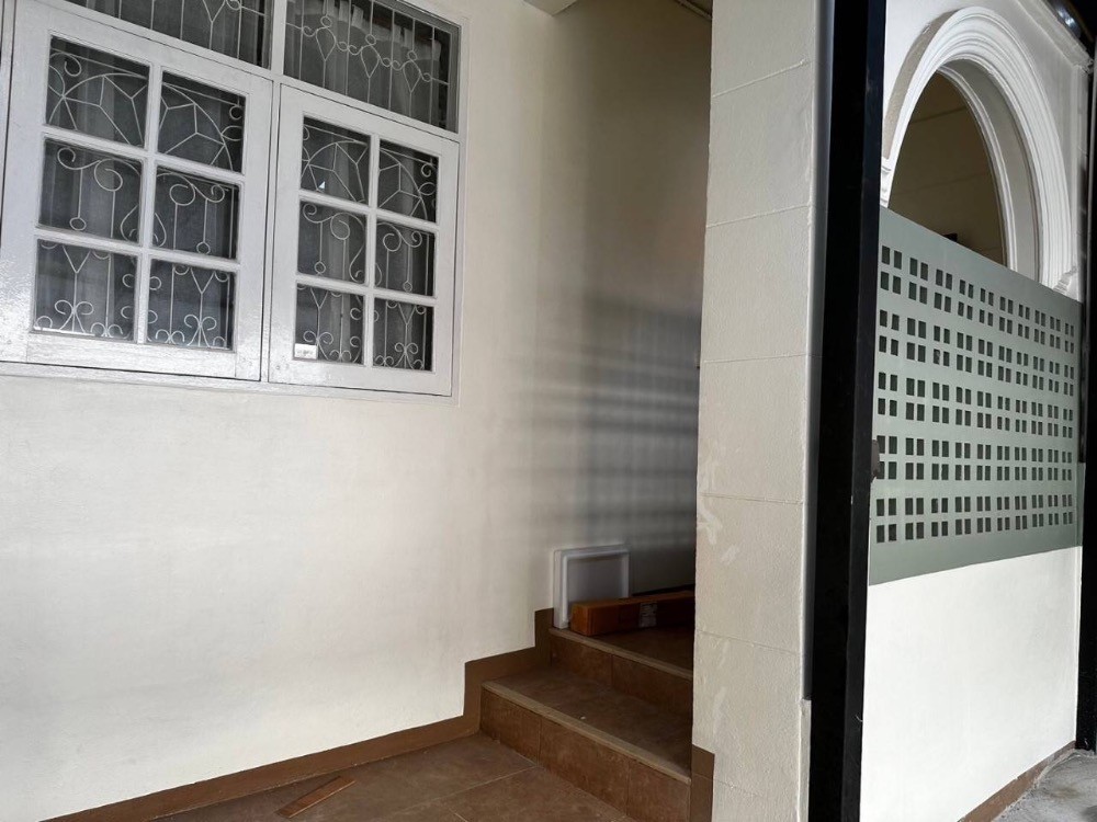 3 ห้องนอน ทาวน์เฮาส์  ใน บางจาก, พระโขนง, กรุงเทพมหานคร - Image 13