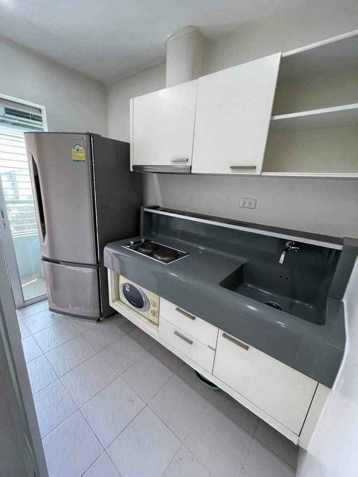 1 Bedroom Condo For Sale in Khlong Ton Sai, Khlong San, Bangkok - Image 8