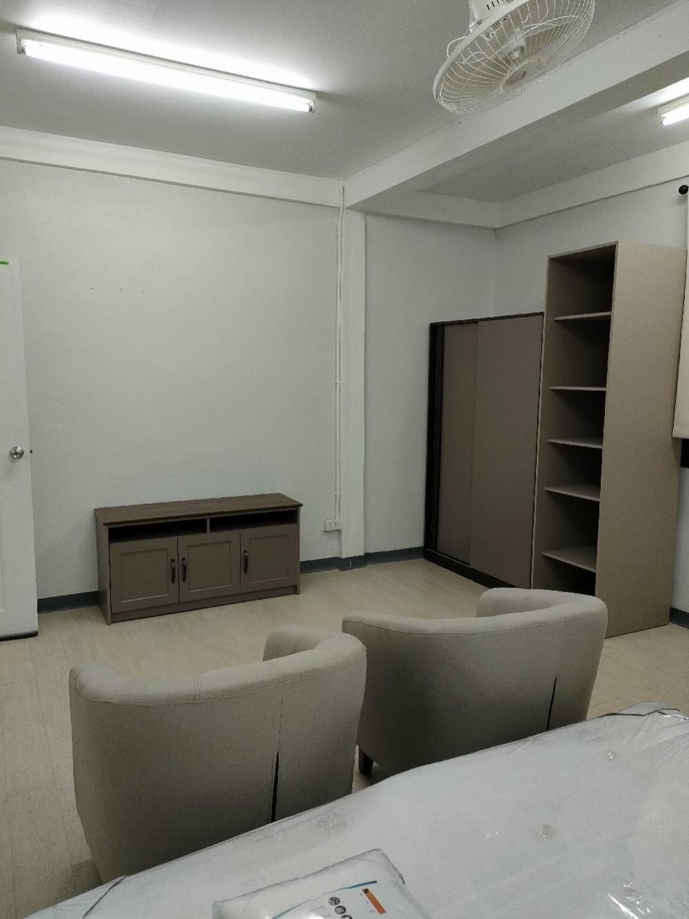 2 Bedroom Townhouse For Rent in Bang Khlo, Bang Kho Laem, Bangkok - Image 41