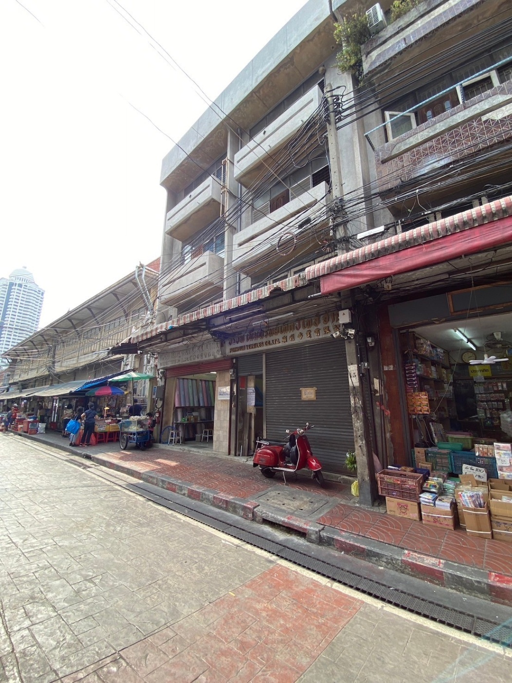  零售空间 出租 在  - Image 2