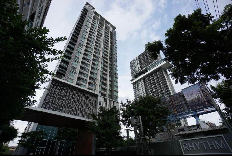 1 Bedroom Condo For Sale in Thung Mahamek, Sathon, Bangkok - Image 6