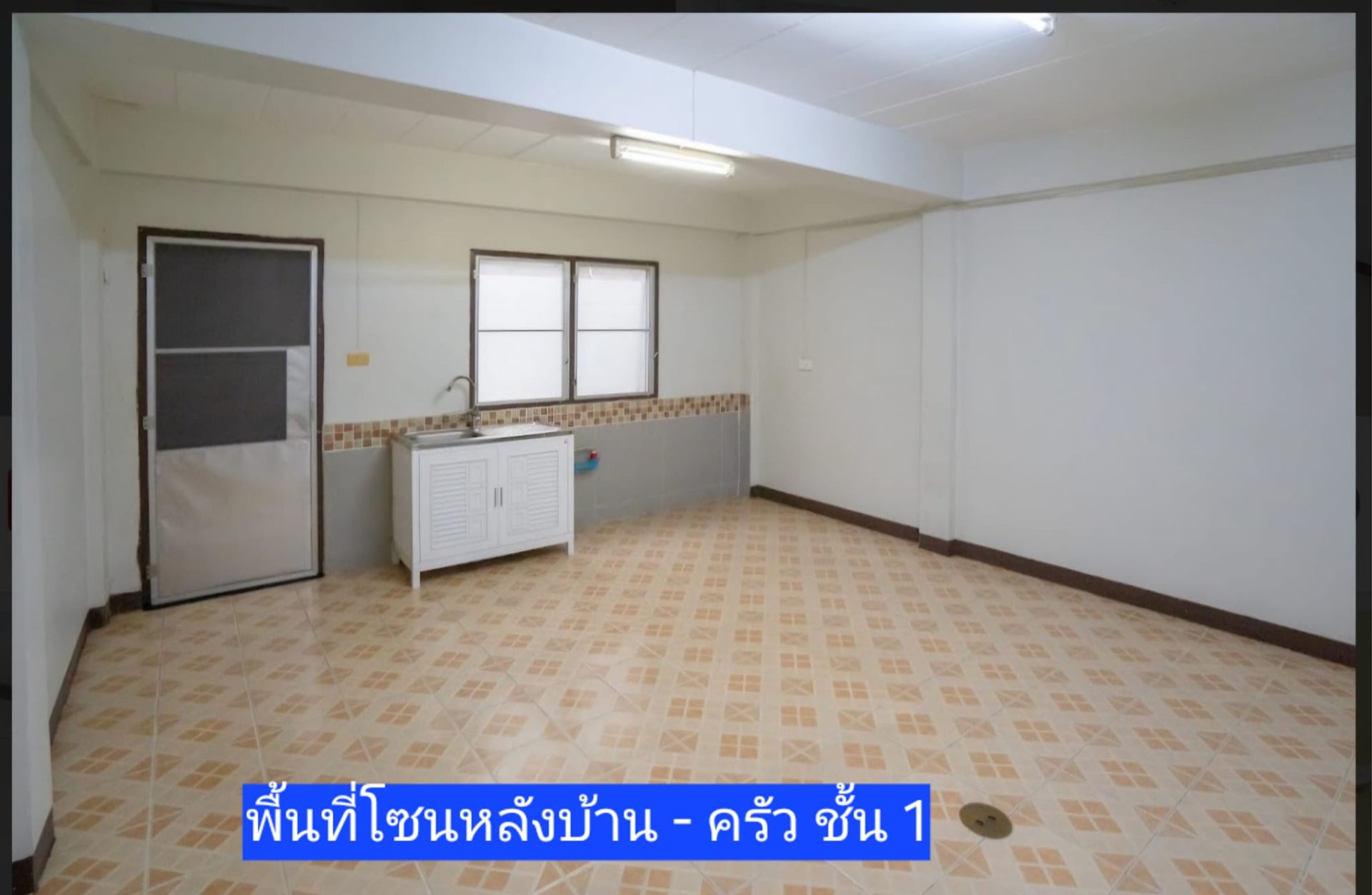  Retail Space For Sale in Khlong Sam Prawet, Lat Krabang, Bangkok - Image 9