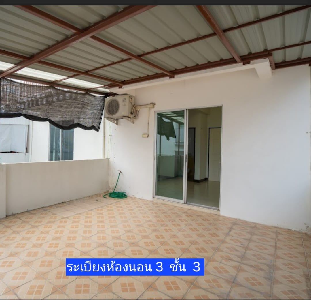  Retail Space For Sale in Khlong Sam Prawet, Lat Krabang, Bangkok - Image 10