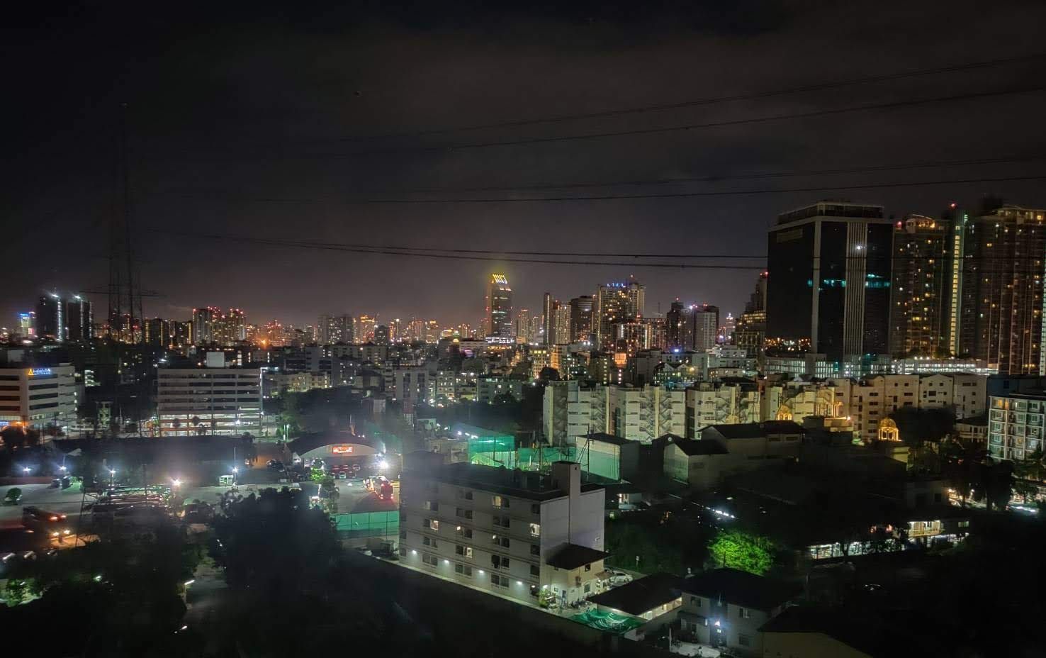 2 Bedroom Condo  in Huai Khwang, Huai Khwang, Bangkok - Image 4