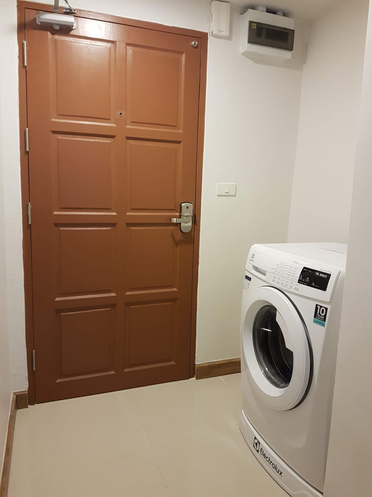 2 Bedroom Condo  in Huai Khwang, Huai Khwang, Bangkok - Image 7