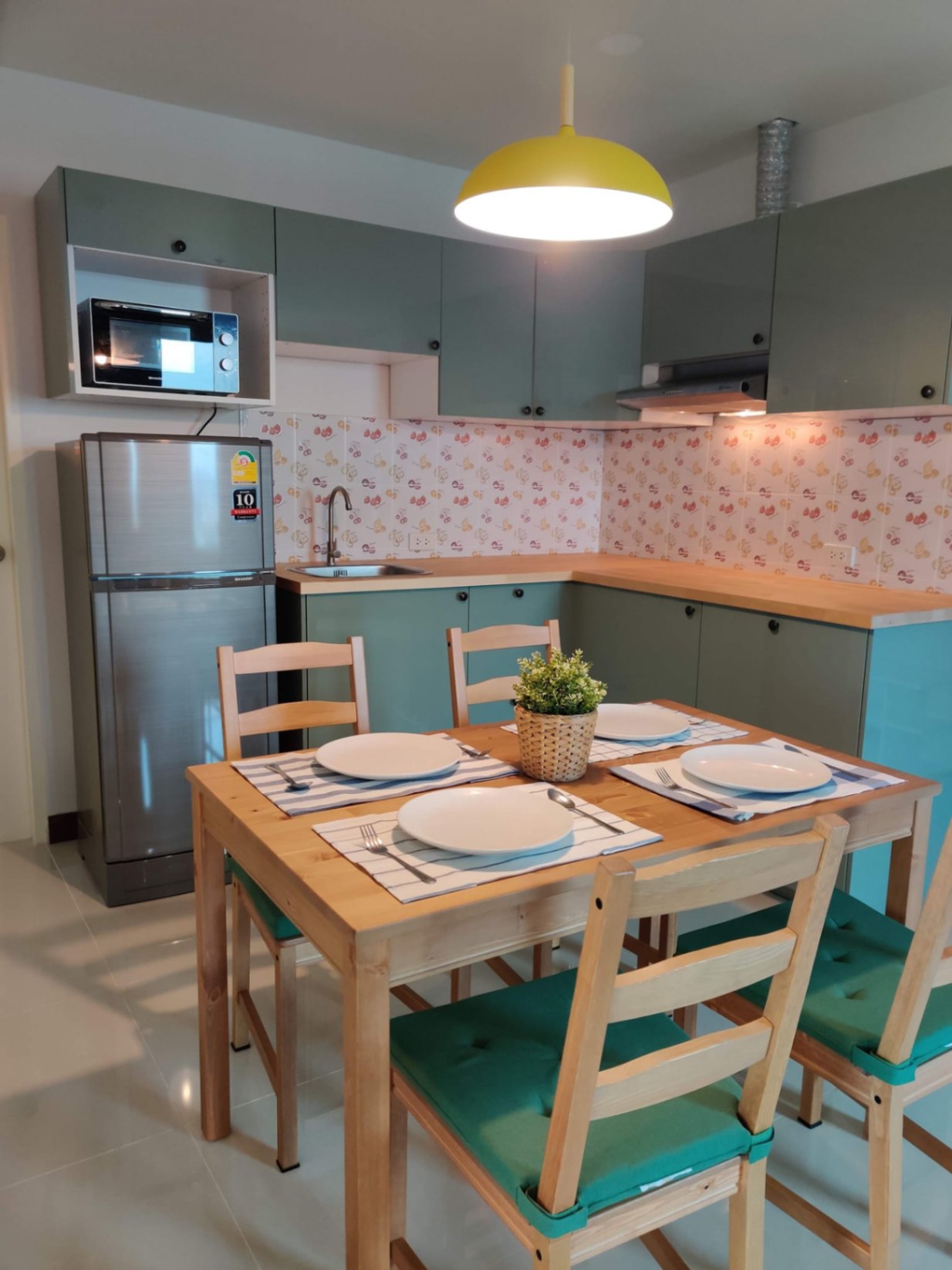 2 Bedroom Condo  in Huai Khwang, Huai Khwang, Bangkok - Image 5