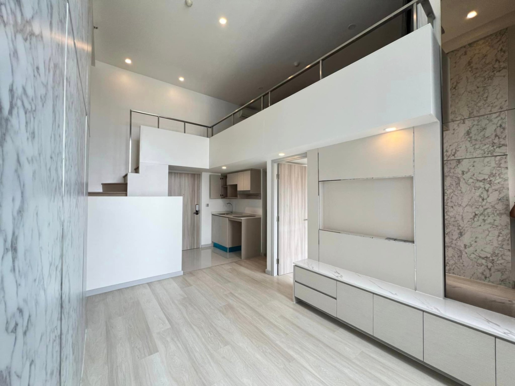 KnightsBridge Prime Sathorn - Image 1