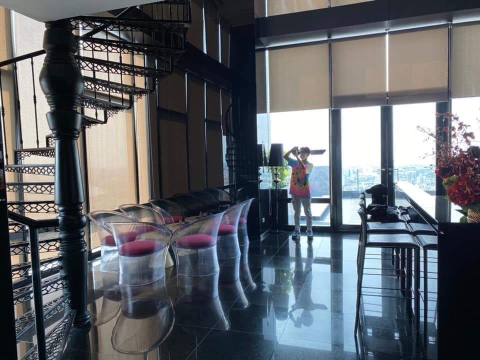 M Silom - Image 4