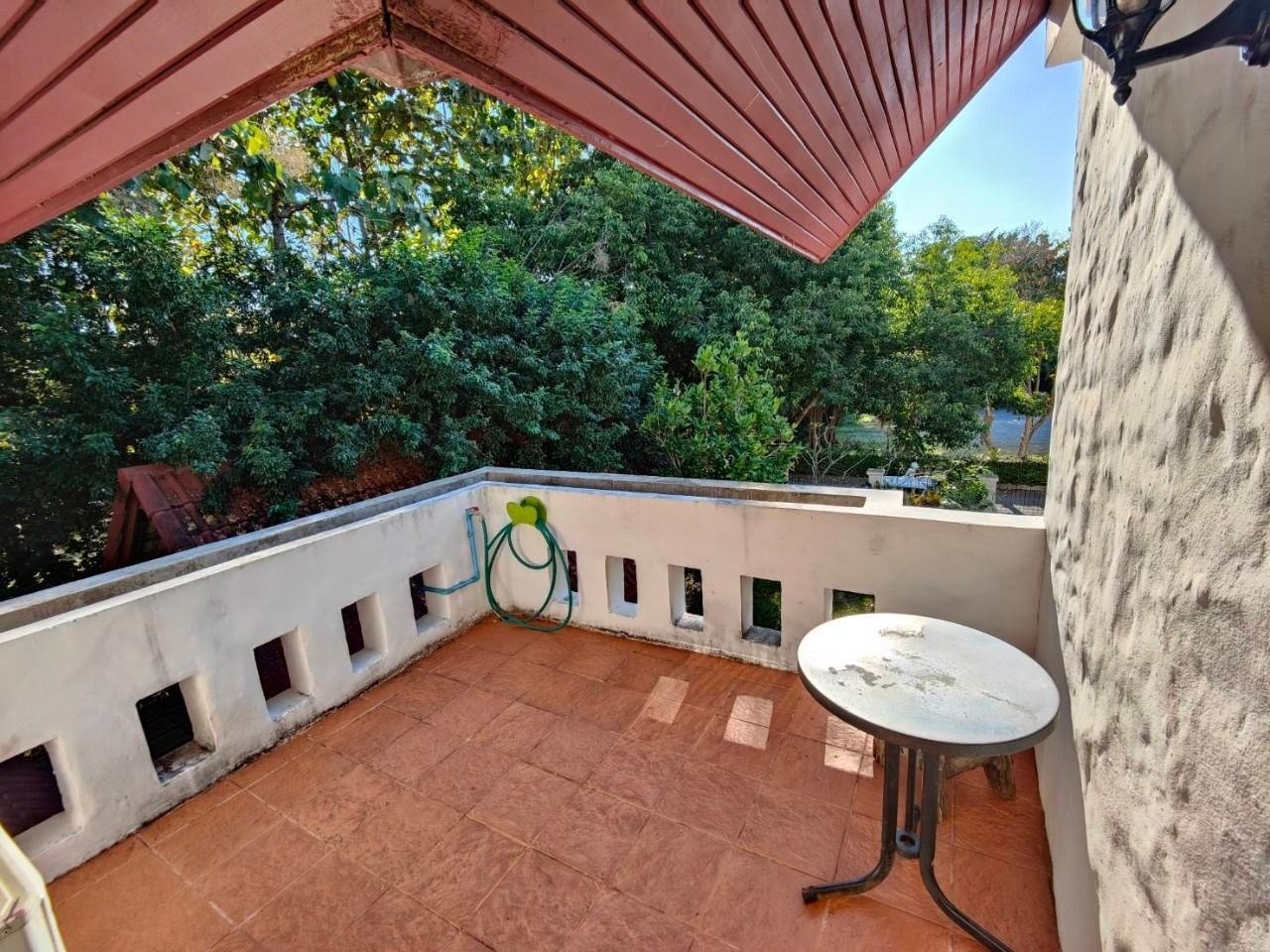 8 Bedroom House For Sale in San Phisuea, Mueang Chiang Mai, Chiang Mai - Image 12