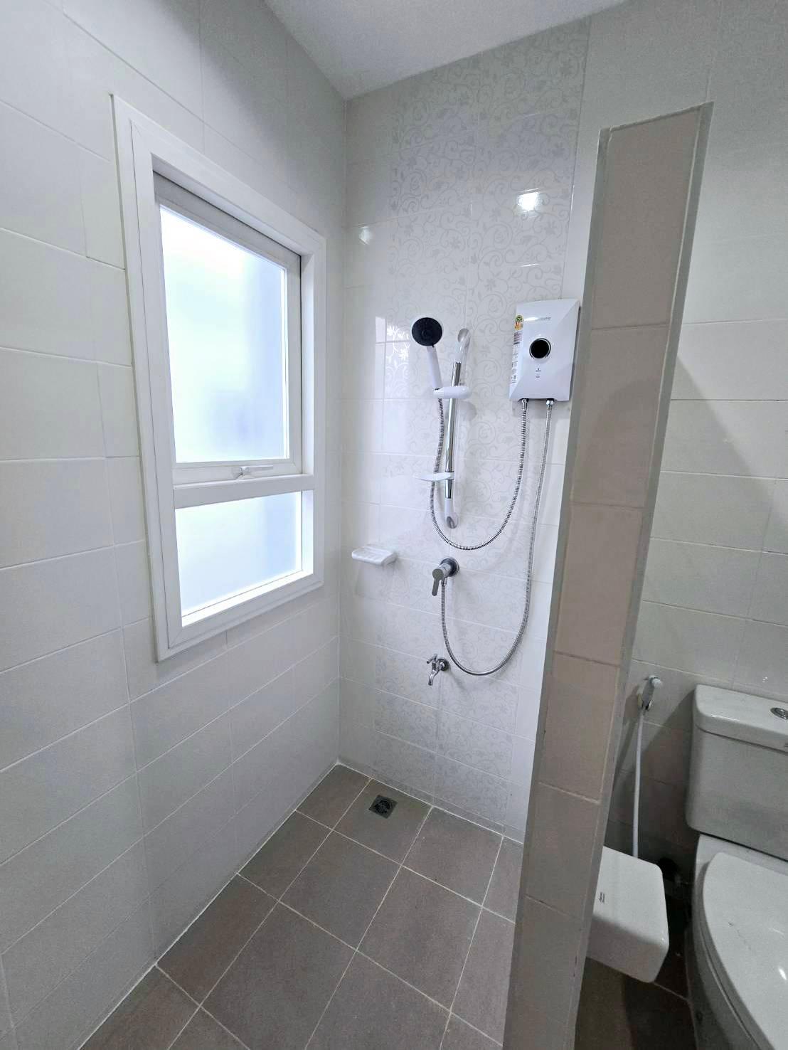 2 Bedroom Townhouse For Sale in Mae Hia, Mueang Chiang Mai, Chiang Mai - Image 14