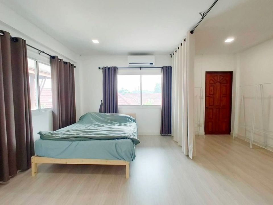 2 Bedroom Townhouse For Sale in San Phisuea, Mueang Chiang Mai, Chiang Mai - Image 6