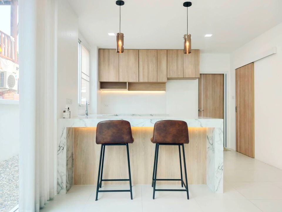 2 Bedroom Townhouse For Sale in San Phisuea, Mueang Chiang Mai, Chiang Mai - Image 2