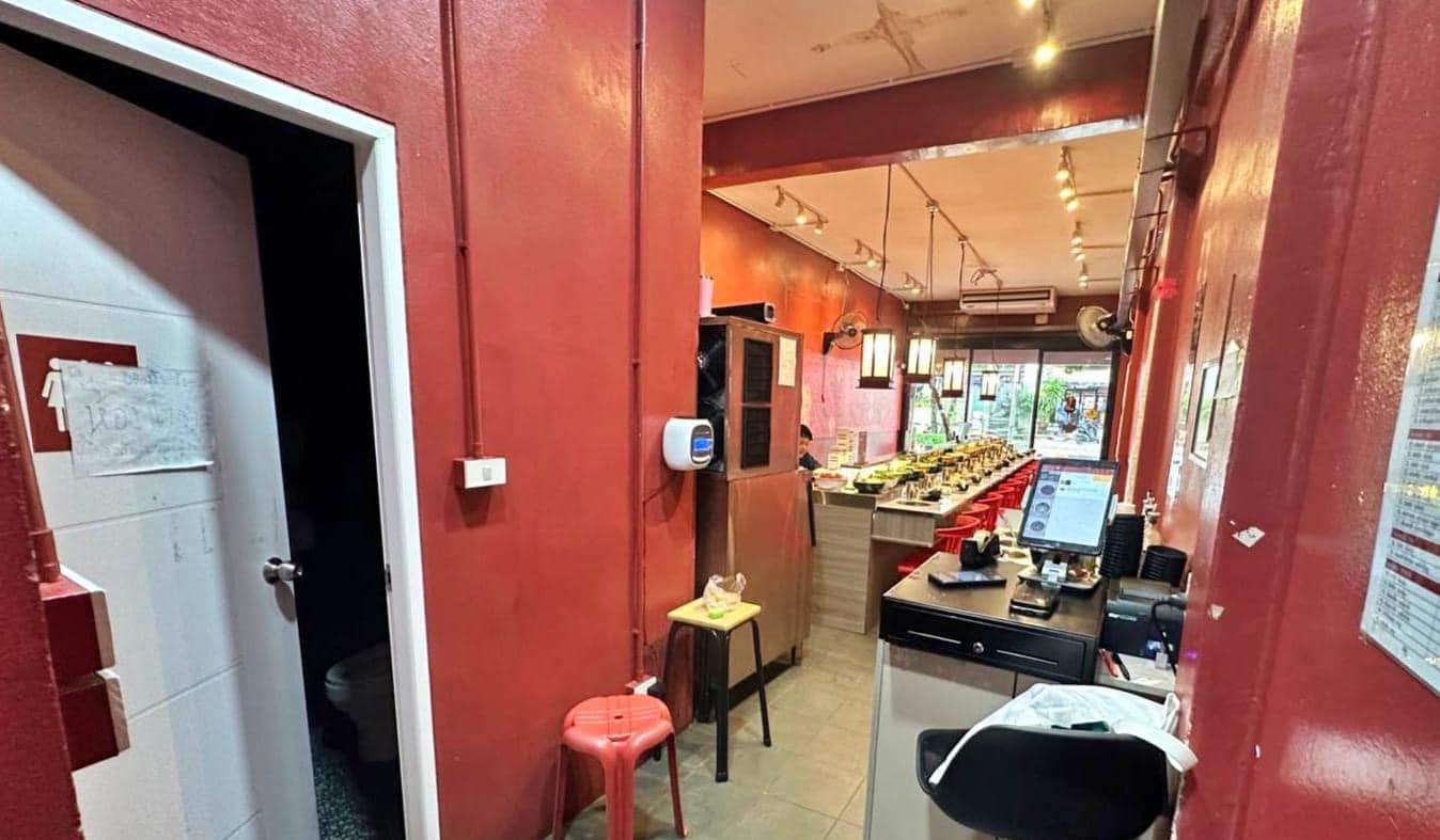  Retail Space For Sale in Rong Mueang, Pathum Wan, Bangkok - Image 3