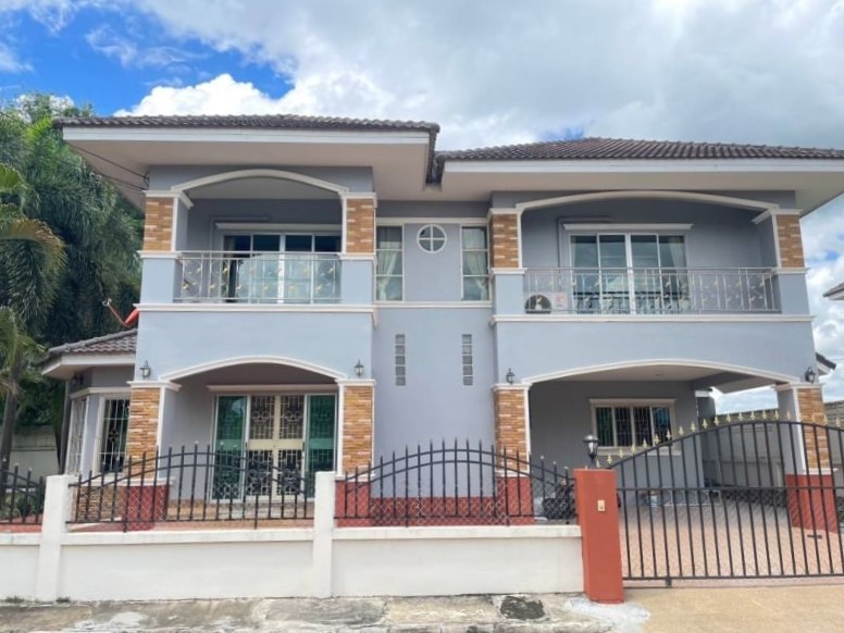 4 Bedroom House  in Ton Pao, San Kamphaeng, Chiang Mai - Image 1