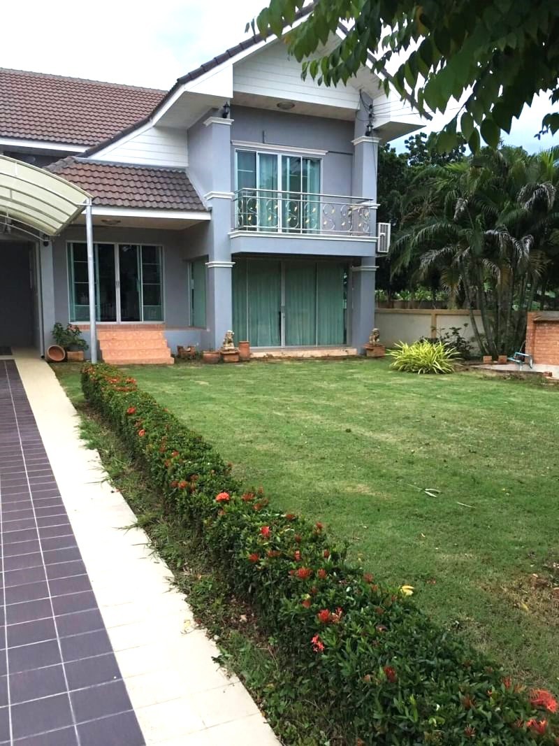 4 Bedroom House  in Ton Pao, San Kamphaeng, Chiang Mai - Image 1