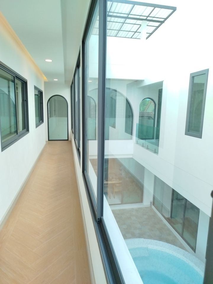 7 Bedroom House For Sale in San Phranet, San Sai, Chiang Mai - Image 9