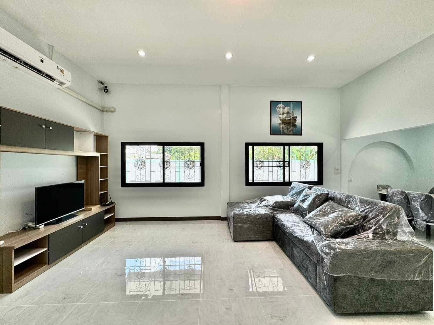 3 Bedroom House For Sale in San Sai Luang, San Sai, Chiang Mai - Image 2