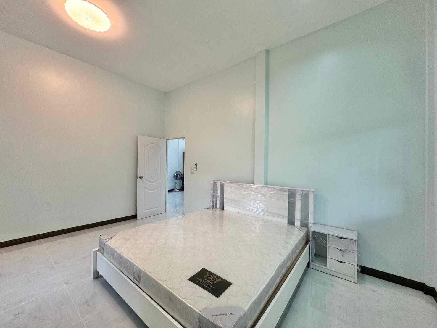 3 Bedroom House For Sale in San Sai Luang, San Sai, Chiang Mai - Image 7