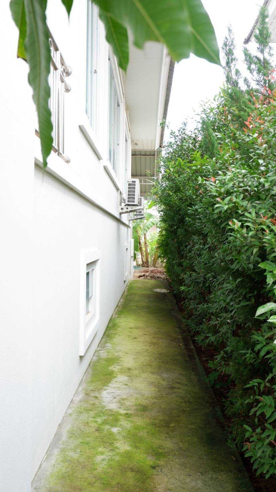 4 Bedroom House For Sale in San Phranet, San Sai, Chiang Mai - Image 9