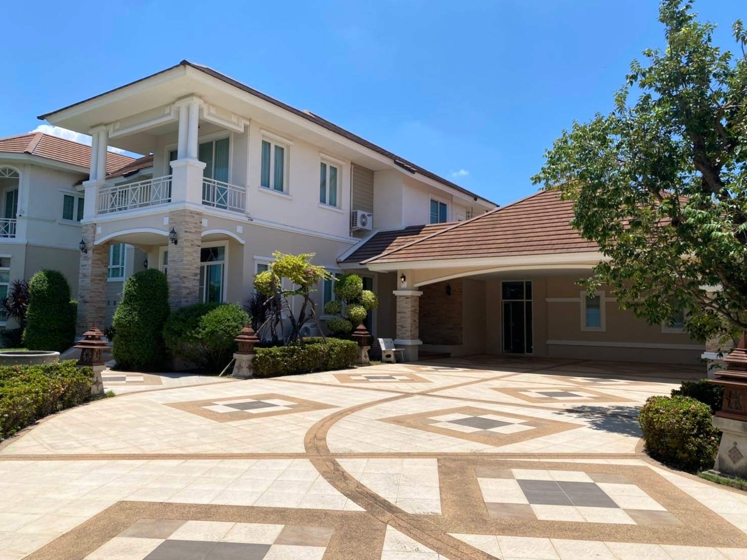 5 Bedroom House For Sale in San Sai Noi, San Sai, Chiang Mai - Image 1