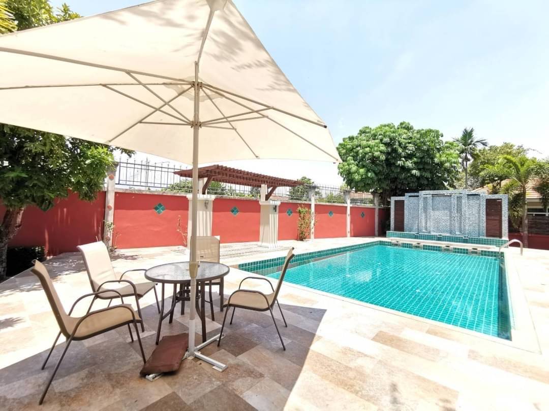 5 Bedroom House For Sale in San Sai Noi, San Sai, Chiang Mai - Image 2