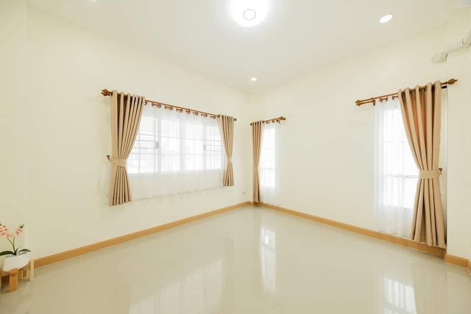 3 Bedroom House For Sale in Tha Wang Tan, Saraphi, Chiang Mai - Image 8