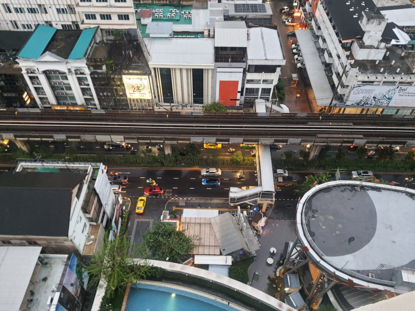 Sky Walk Condominium - Image 8