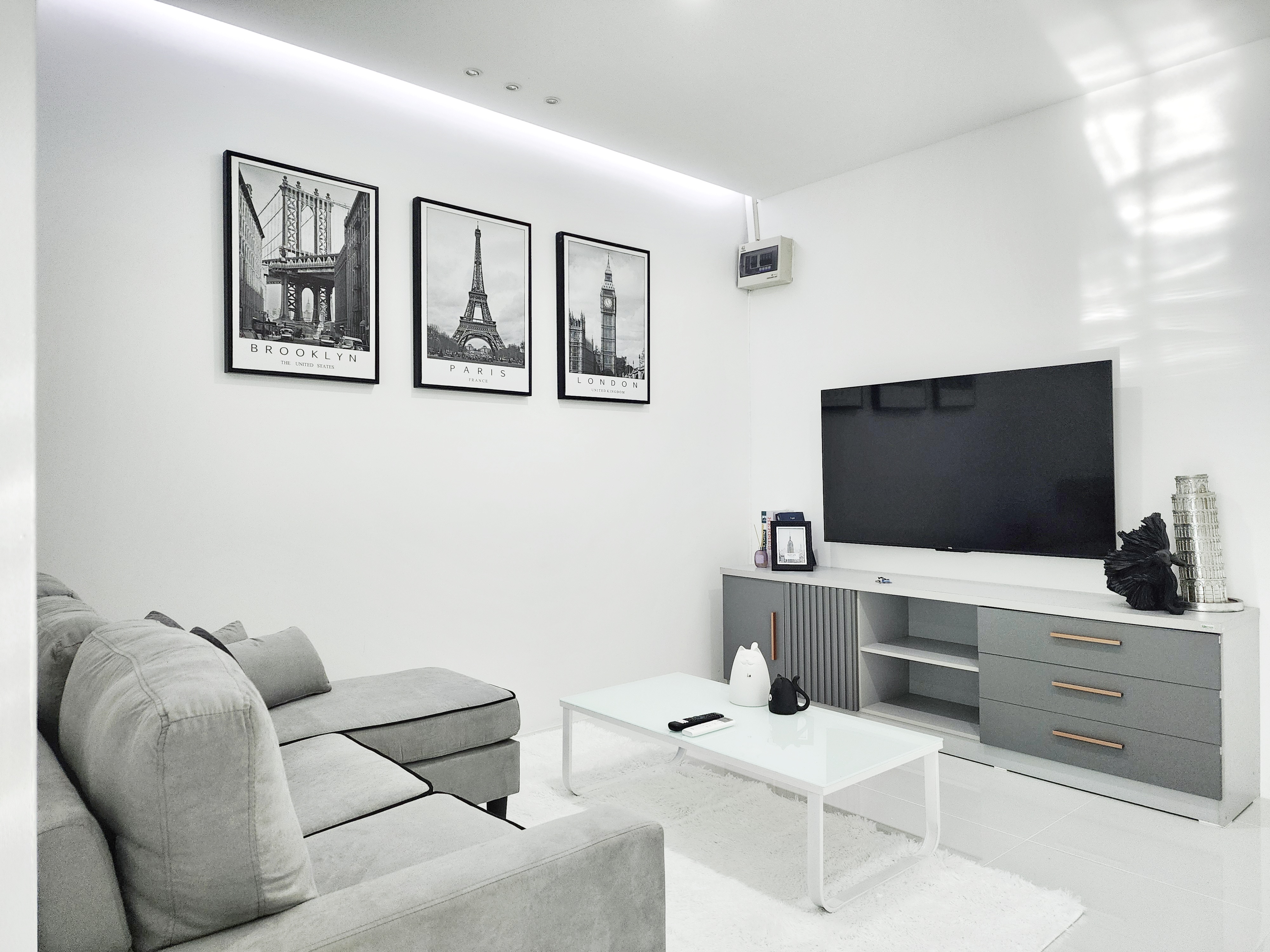 SR Land Condo - Image 3