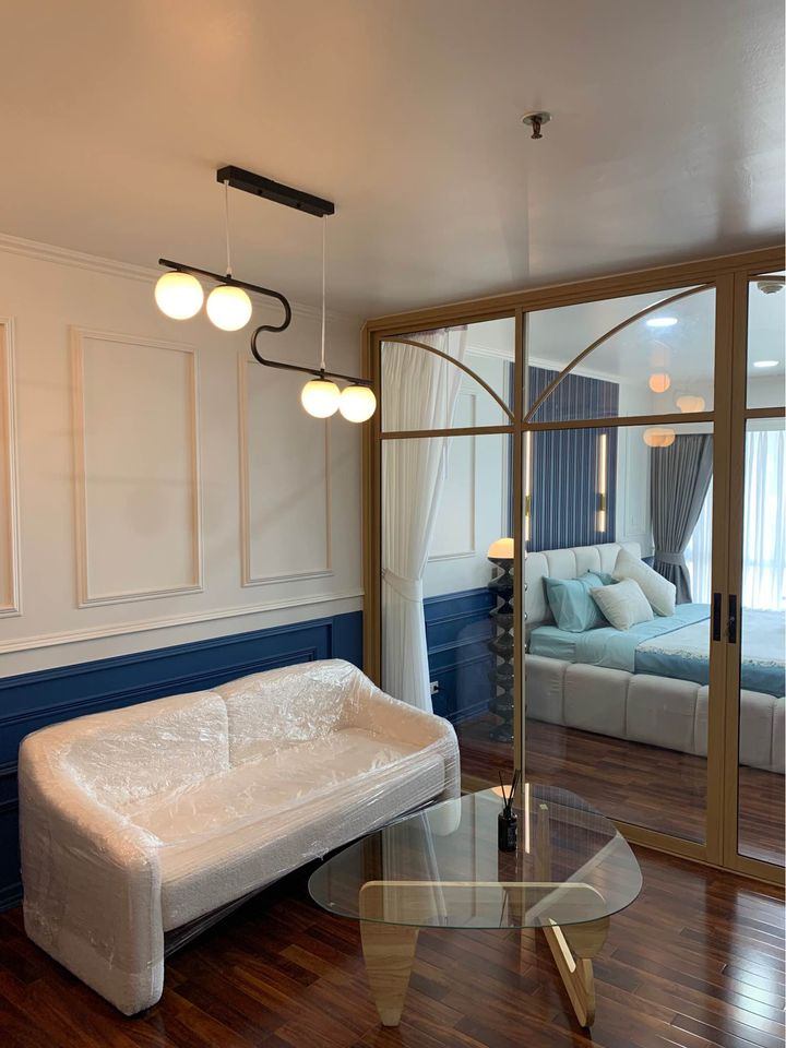 Sukhumvit Suites - Image 1