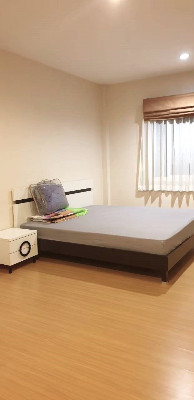 The Urbana 1  - Image 7