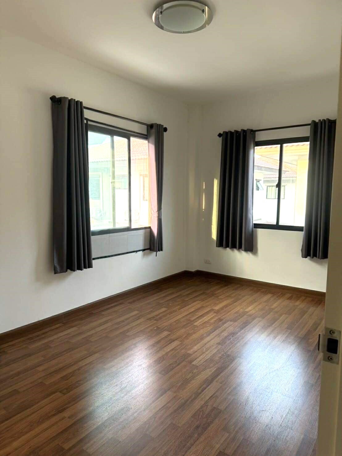 Vararom Premium Keawnawarat - Image 7