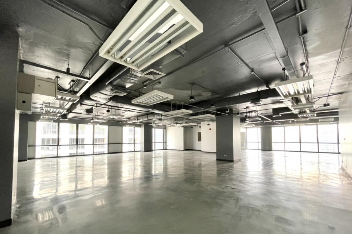  Retail Space For Sale in Khlong Toei Nuea, Vadhana, Bangkok - Image 4