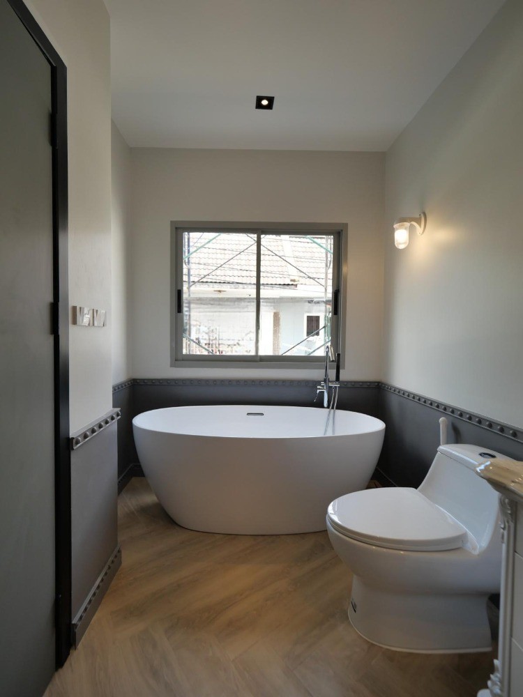 3 卧室 联排别墅  在  - Image 9